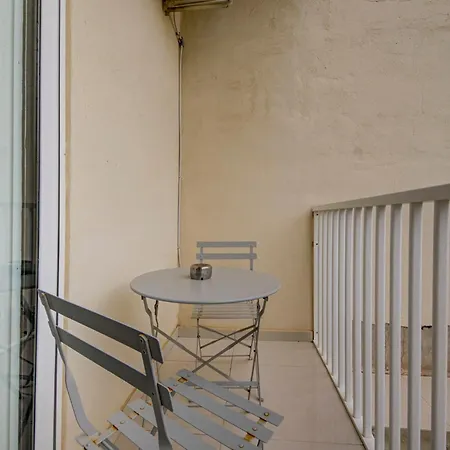 Modern 2br Near Ferry With Ac Wifi Appartamento Sliema